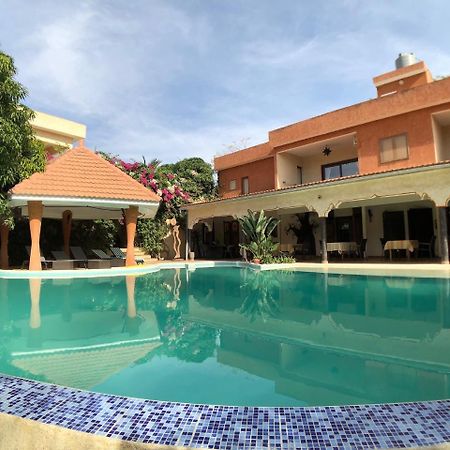Hotel Le Clos Des Papillons Saly Portudal Exterior photo